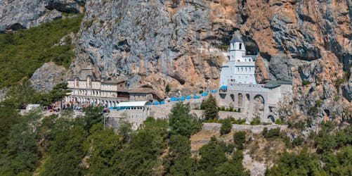 Voyage privé au monastère d’Ostrog au départ de Tivat